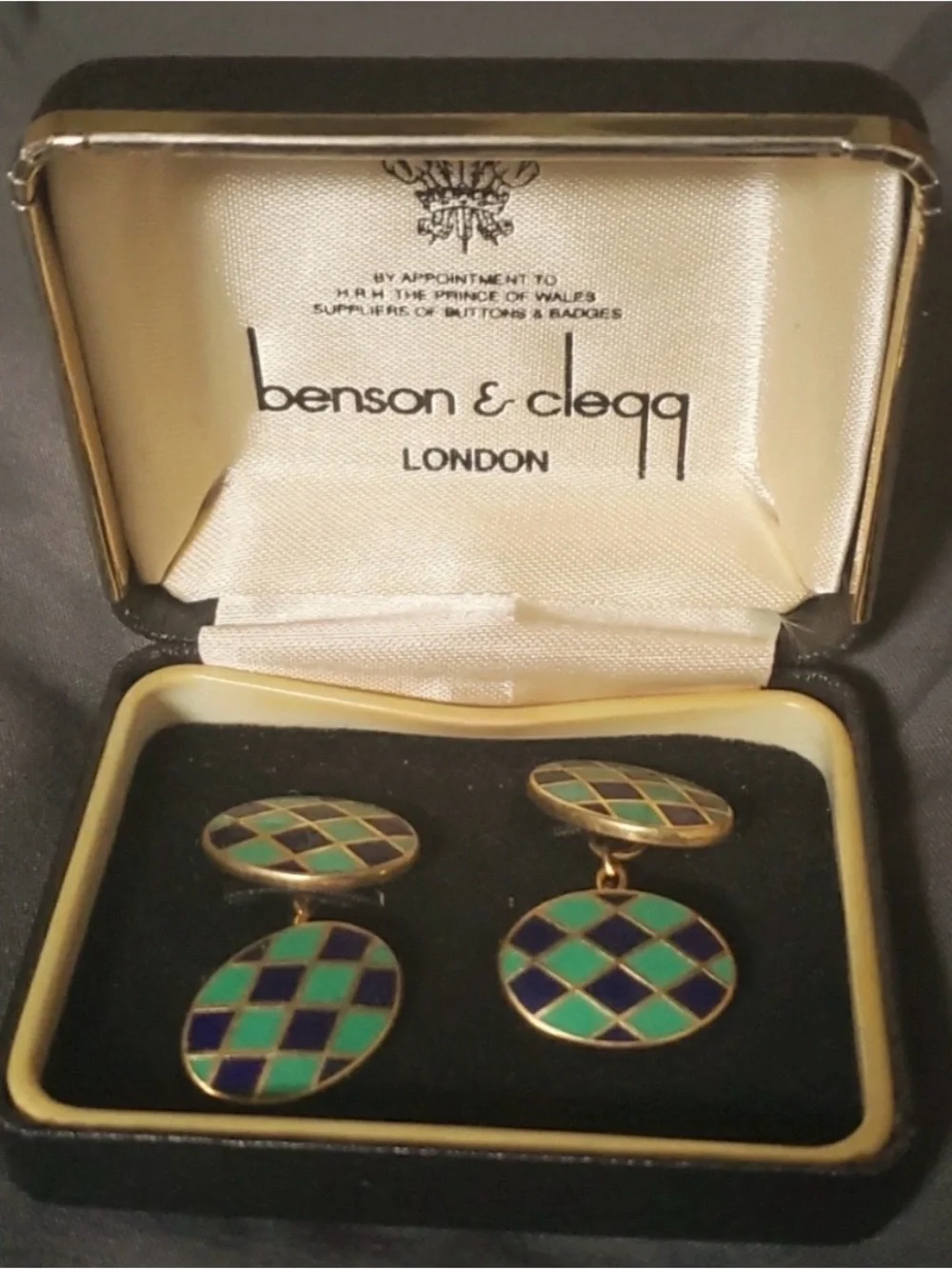Vtg Benson and Clegg Oval Cufflink, Green and Navy Enamel, NOTE: ONLY ONE (1)